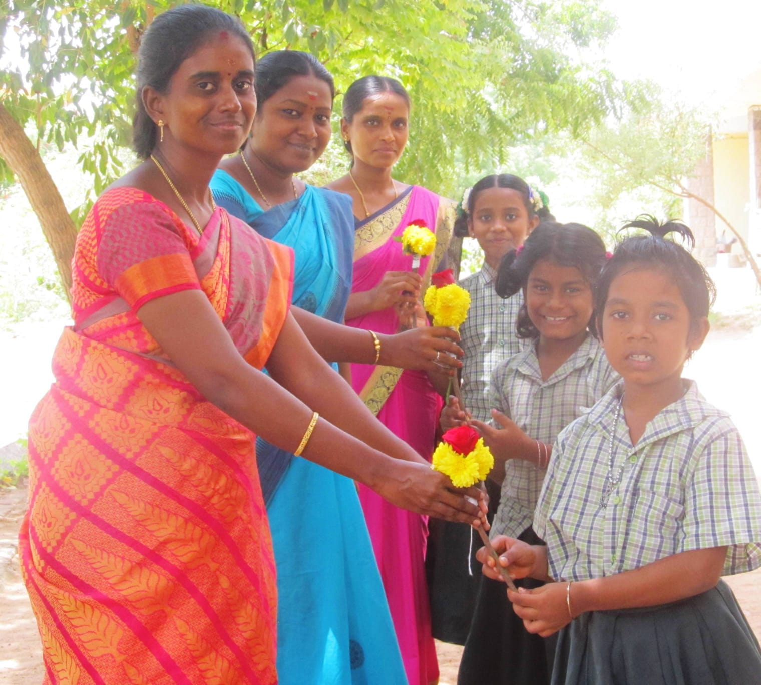 தேவகோட்டை சேர்மன் மாணிக்க வாசகம் நடுநிலைப் பள்ளியில் நடைபெற்ற ஆசிரியர் தின விழா