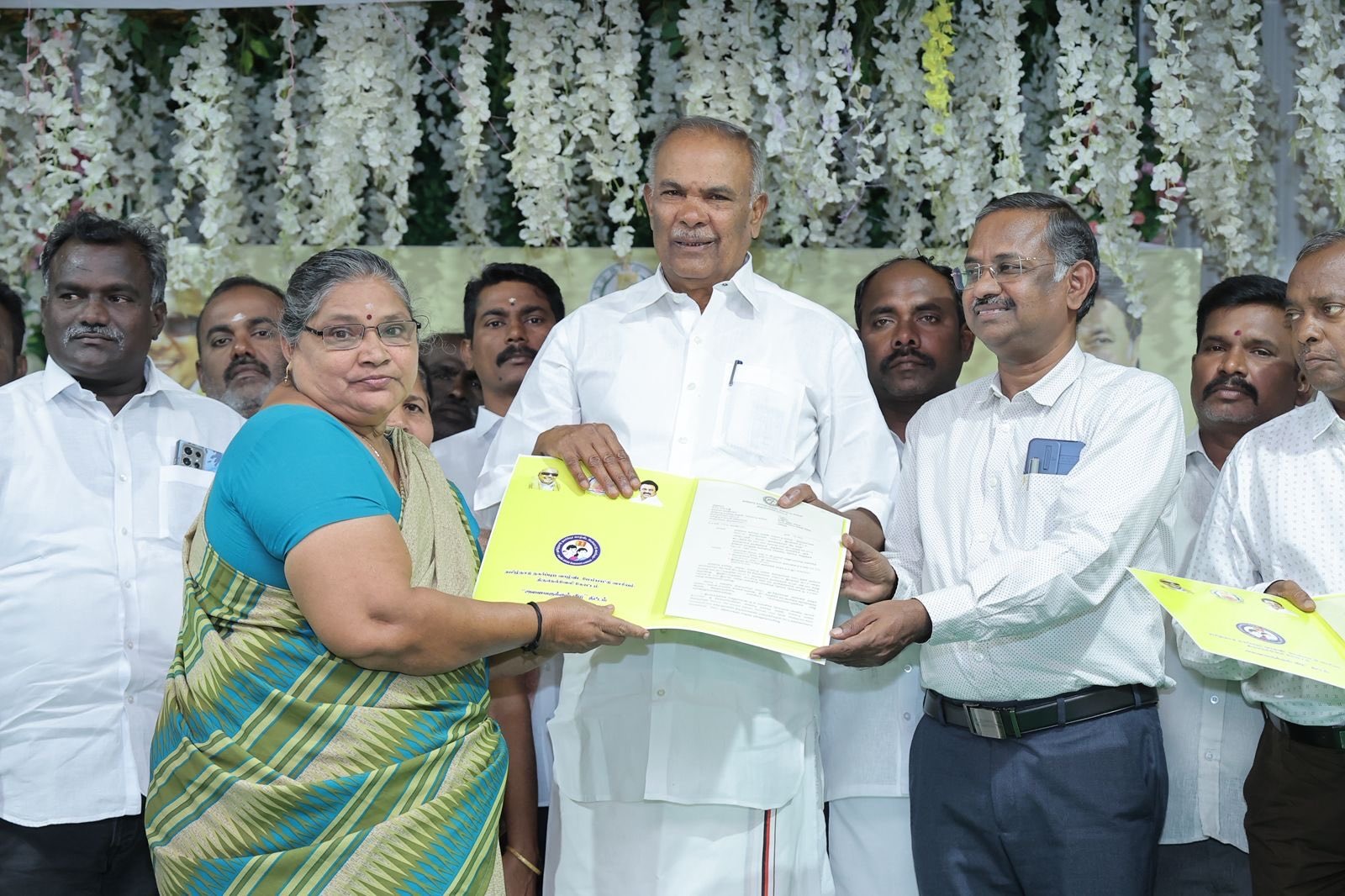 468 அடுக்குமாடி குடியிருப்புகளில் பயனாளிகளுக்கு வீடு ஒதுக்கீட்டுக்கான ஆணை