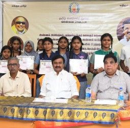 தமிழ் வளர்ச்சித் துறையால் பள்ளி, கல்லூரிகளில் நடைபெற்ற பேச்சுப் போட்டி