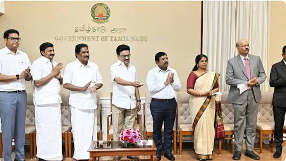 ரூ.57 கோடியில் வணிக வரி, சார்பதிவாளர் அலுவலகக் கட்டடங்கள்: ஸ்டாலின் திறந்தார்