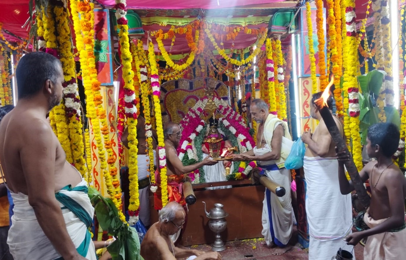 ஸ்ரீவைகுண்டம் கள்ளபிரான் சுவாமி கோயிலில் தை திருவிழா