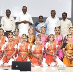 திருநெல்வேலியில் வள்ளுவர் காட்டும் வாழ்க்கை நெறி நாட்டிய நாடகம்