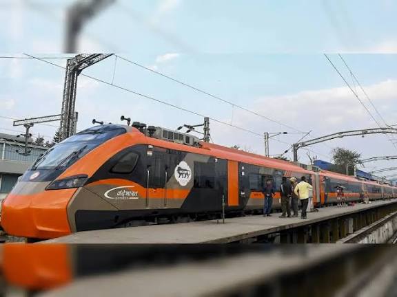 12,300 ரயில் பெட்டிகளில் சிசிடிவி கேமராக்கள் : அஸ்வினி வைஷ்ணவ் தகவல்