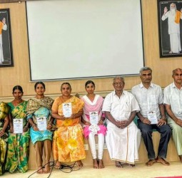 செங்கரைப்பாளையம் அறிவு திருக்கோவிலில் அகத்தாய்வு சான்றிதழ்