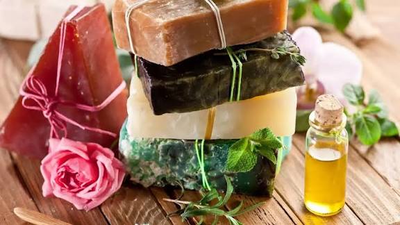 சமையல் மற்றும் சோப்பு தயாரிப்புப் பயிற்சி