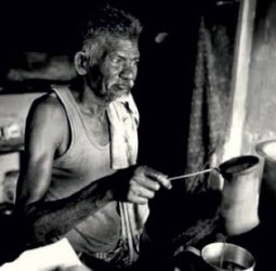 மூத்தோர்கள் முது நெல்லிக்கனிகள்