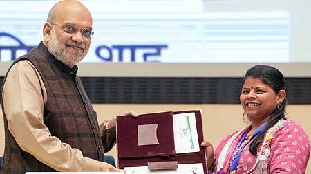 பாரத் டாக்சி செயலி: அமித் ஷா தொடங்கி வைத்தாா்