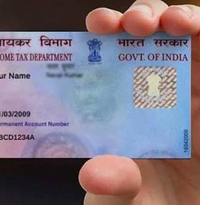 ஏப்ரல் 1-ம் தேதி முதல் 'இந்த' அனைத்து இடங்களிலும் பான் கார்டு அவசியம்!