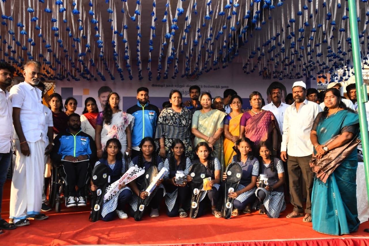 திருப்பத்தூர் மாவட்டம் ஜோலார்பேட்டையில் நடந்த விழா