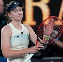 ஆஸ்திரேலிய ஓபன் டென்னிஸ் முதல்முறையாக சாம்பியன் பட்டம் வென்ற ரைபகினா