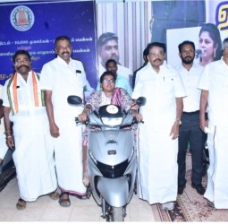 தென்காசி மாவட்டம் ஆய்க்குடியில் நேற்று நடந்த விழா