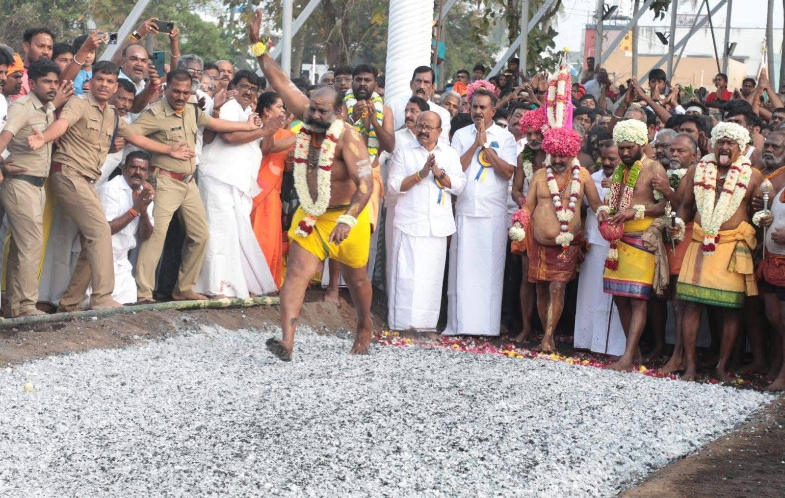 அருள்மிகு #மாசாணியம்மன் திருக்கோயிலில் நடைபெற்ற குண்டம் திருவிழா