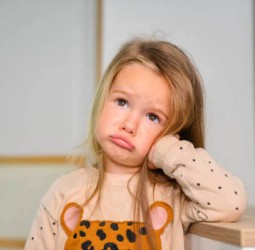 மனநிலை மங்கிய சிறுமியடா