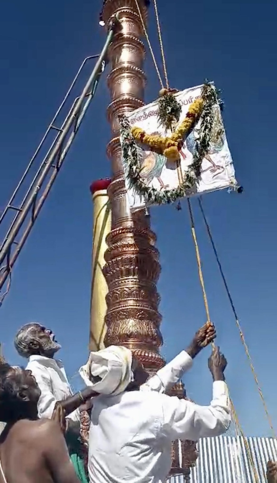 பூம்பாறை குழந்தை வேலப்பர் கோயில் தேரோட்ட விழா