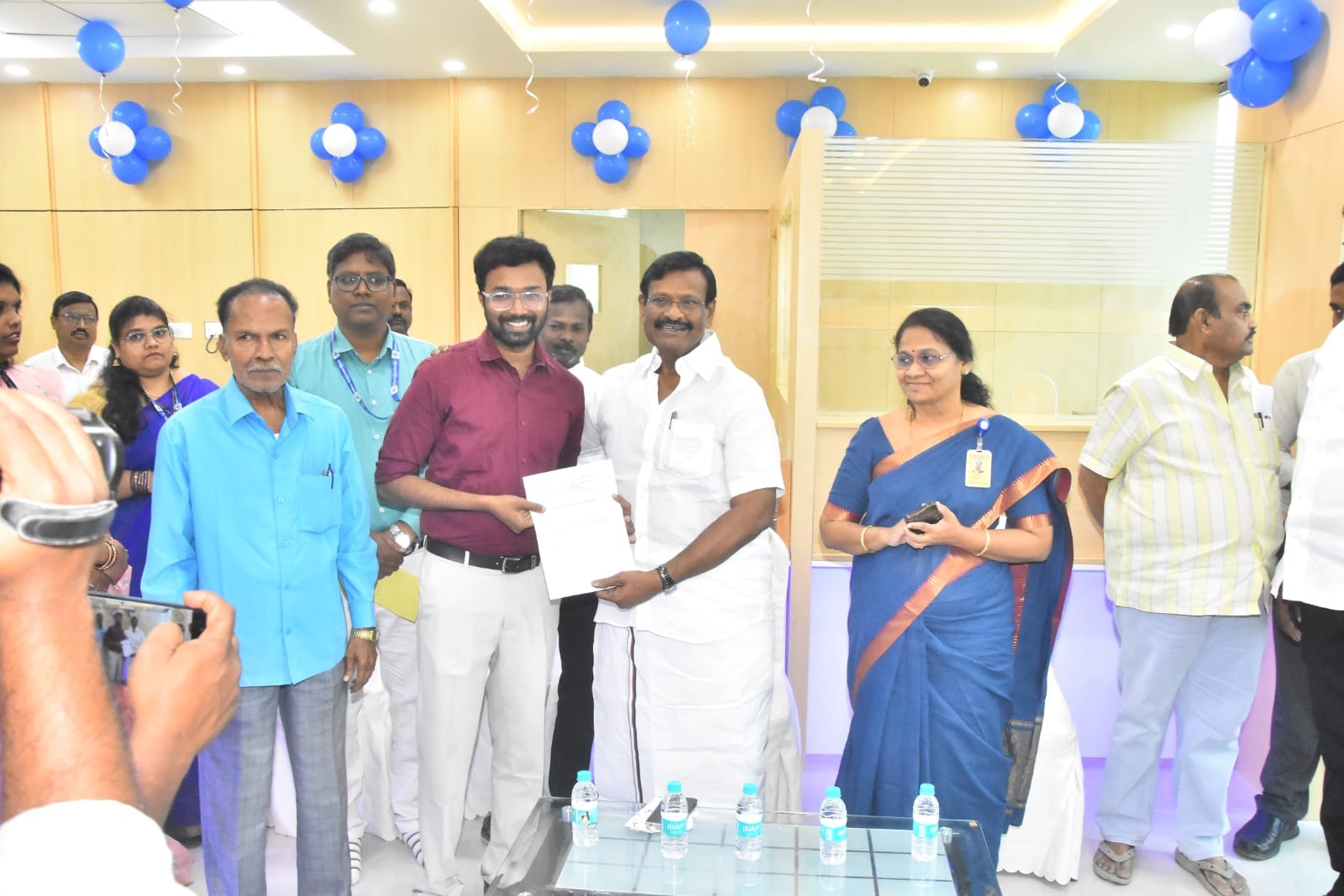 பட்டாபிராம் டைடல் பார்க்கில், நேற்று இந்தியன் ஓவர்சீஸ் வங்கி புதிய கிளை