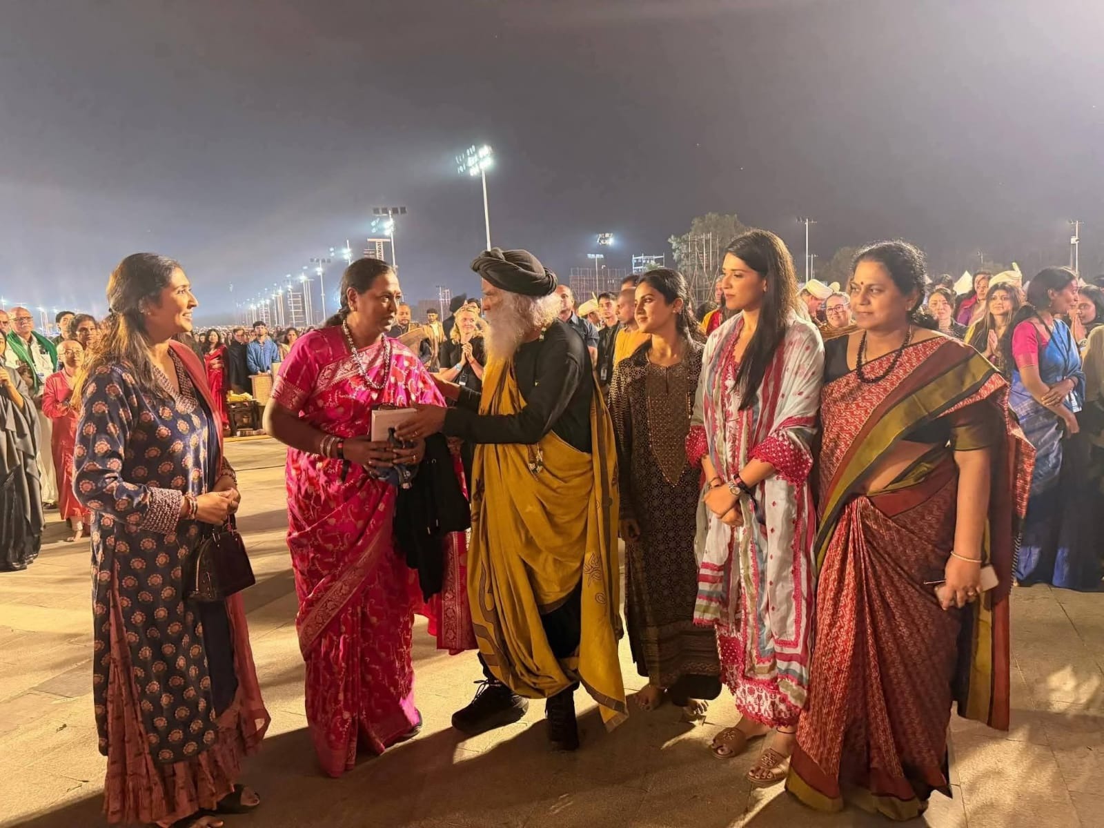 மகா சிவராத்திரி நிகழ்ச்சியில் தேமுதிக பொதுச் செயலாளர் பிரேமலதா