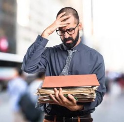 பிரிட்டனில் வேலையின்மை 5.2 சதவீதமாக உயர்வு