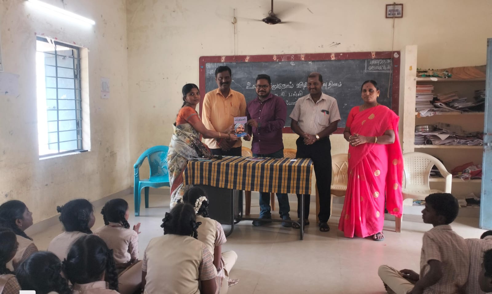 நடுநிலைப் பள்ளி மாணவர்களுக்கு உலக புற்றுநோய் தின விழிப்புணர்வு..!*