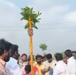 24–ந் தேதி ஜெயலலிதா பிறந்த நாளில் புதிய கட்சி தொடங்குகிறார் சசிகலா பிரமாண்ட பொதுக் கூட்டத்திற்கு பசும்பொன்னில் இன்று பந்தக்கால் நடப்பட்டது