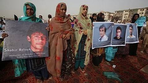 சிறைபிடிக்கப்பட்ட 7 பாக். வீரர்களை விடுவிக்க பிஎல்ஏ கெடு