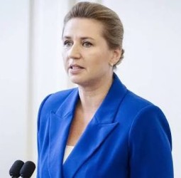 கிரீன்லாந்தை அமெரிக்கா கைப்பற்றினால் நேட்டோ நாடுகள் உடைந்து சிதறும்: டென்மார்க் பிரதமர் எச்சரிக்கை