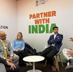 விரும்பும் நாடுகளுடன் பொருளாதார ஒத்துழைப்புக்கு இந்தியா தயாா் - அஸ்வினி வைஷ்ணவ்