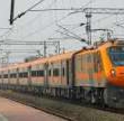 நடப்பு நிதியாண்டில் அம்ரித் பாரத் 3.0-ன் இரண்டு ரயில்கள் தயாரிக்க திட்டம்