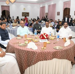 துணைஜனாதிபதி சி.பி.ராதாகிருஷ்ணனுக்கு கவர்னர் ரவி அளித்த வரவேற்பு நிகழ்ச்சி