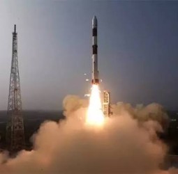 பூமி கண்காணிப்புக்காக தனியார் செயற்கைக்கோள் - இம்மாதம் விண்ணில் ஏவ இஸ்ரோ திட்டம்