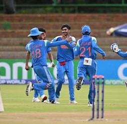 வங்கதேசத்தை வீழ்த்தியது இந்தியா