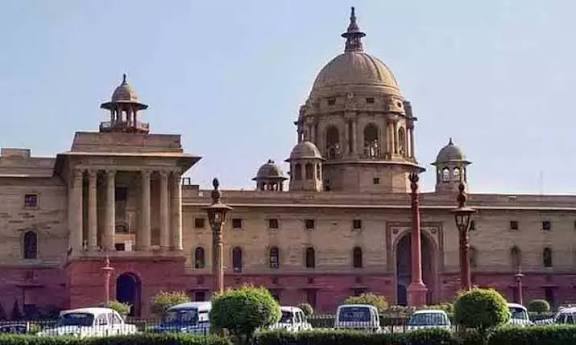 சட்டவிரோத வாக்கி-டாக்கி விற்பனை; மெட்டா, அமேசான் உள்ளிட்ட நிறுவனங்களுக்கு மத்திய அரசு அபராதம்