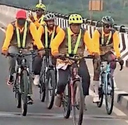 குமரிக்கு சைக்கிளில் வந்த   எம்எல்ஏக்கு மோடி பாராட்டு