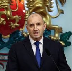 பல்கேரியா அதிபா் திடீா் ராஜிநாமா