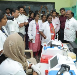 திரு இருதய மேல்நிலைப் பள்ளியில் “நலம் காக்கும் ஸ்டாலின்” திட்ட சிறப்பு மருத்துவ முகாம