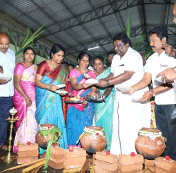 ஜெயங்கொண்டம் அரசு போக்குவரத்து கழக பணிமனையில்,சமத்துவ பொங்கல் விழா