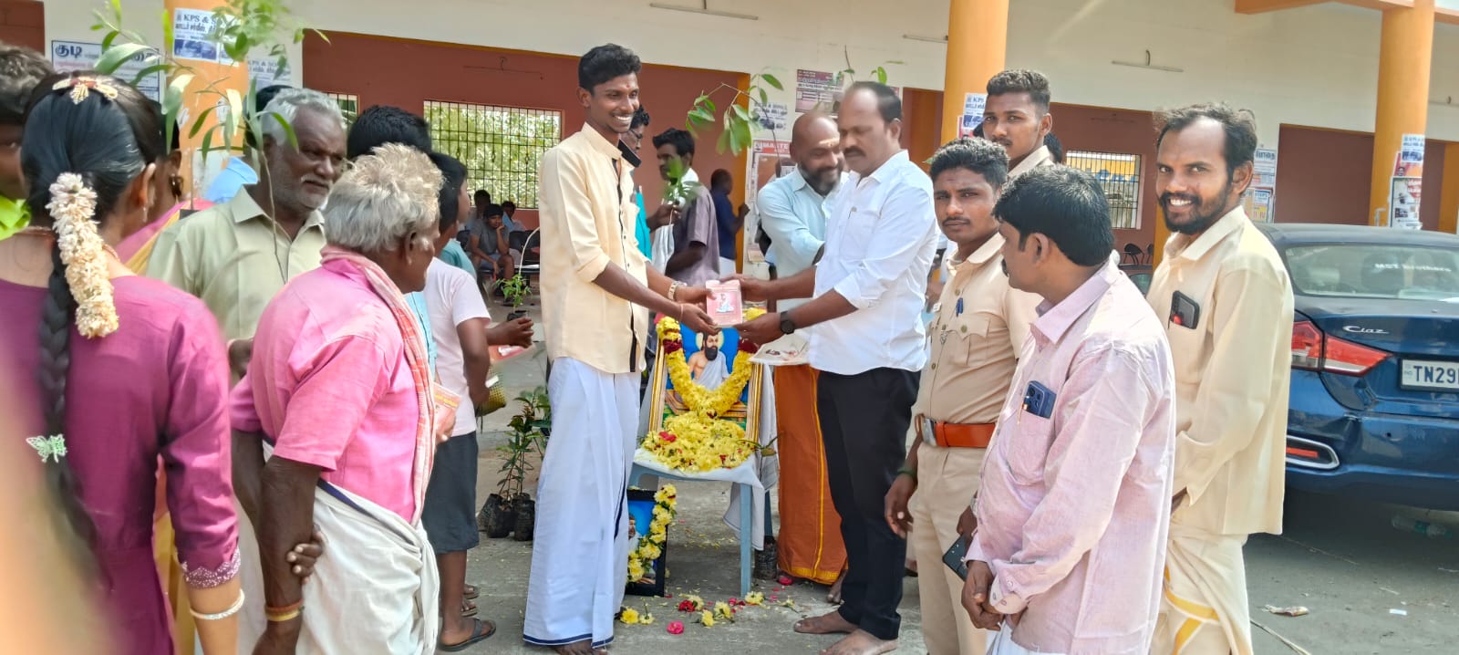 ஏரியூரில் திருவள்ளுவர் தின கொண்டாட்டம்