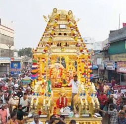 காஞ்சிபுரம் ஏகாம்பரநாதா் கோயில் தங்கத்தோ் திருவிழா நடத்துவதில் குழப்பம்