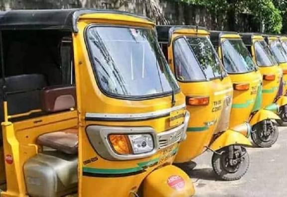 சைபர்' குற்றத்தடுப்பு துாதுவர்களாக 15,000 ஆட்டோ ஓட்டுநர்கள் நியமனம்