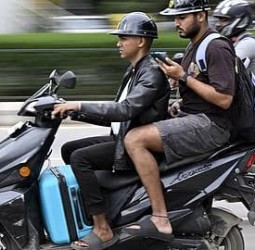 பைக் டாக்ஸிகளுக்கு விதிக்கப்பட்டிருந்த தடை நீக்கம் - கர்நாடக ஐகோர்ட் உத்தரவு!