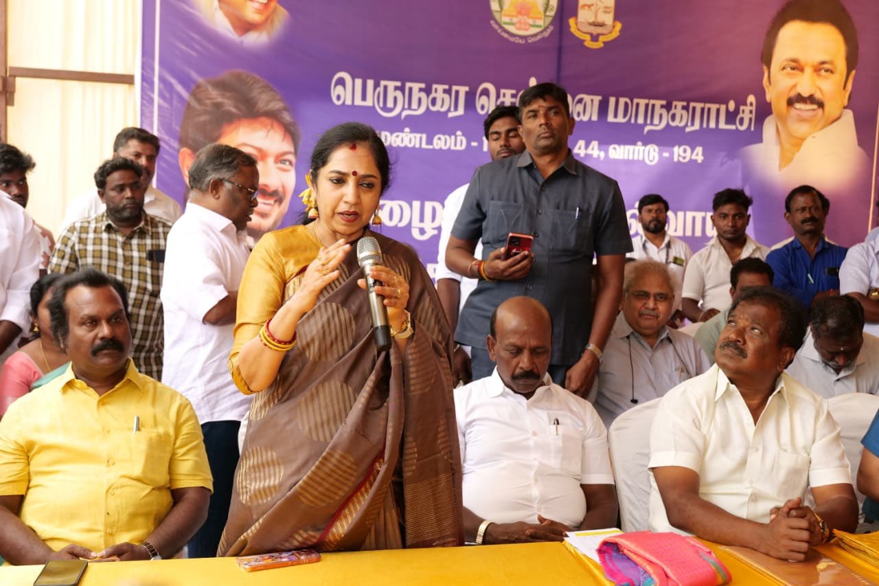 சோழிங்கநல்லூர் - ஈஞ்சம்பாக்கத்தில், ரூ.98.88 கோடி மதிப்பீட்டில், மழைநீர் வடிகால் அமைக்கும் பணி