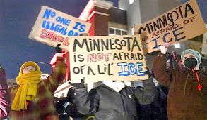 கண்காணிப்புக் குழுவில் இருந்த பெண்ணை கொலை செய்த அமெரிக்க காவலர்