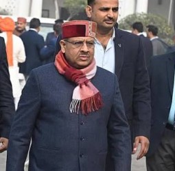 டெல்லி அமைச்சர் கபில் மிஸ்ரா மீது வழக்கு: 3 பஞ்சாப் போலீஸ் அதிகாரிக்கு டெல்லி சபாநாயகர் நோட்டீஸ்