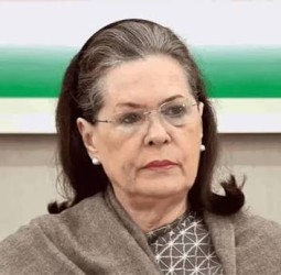 சோனியா காந்தி மருத்துவமனையில் அனுமதி!