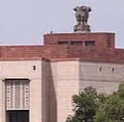 ஆராய்ச்சிக்கு மருந்து தயாரிக்க பரிசோதனை உரிமம் தேவையில்லை: மத்திய அரசு அறிவிப்பு