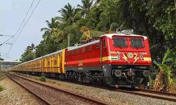 நெல்லை-தாம்பரம் சிறப்பு ரயிலில் கூடுதல் பெட்டிகள் இணைப்பு