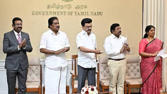 18 சேவைகள் அடங்கிய ‘ஸ்பிரின்ட் 1’ - பதிவுத் துறையின்கீழ் புதிய திட்டம் தொடக்கம்