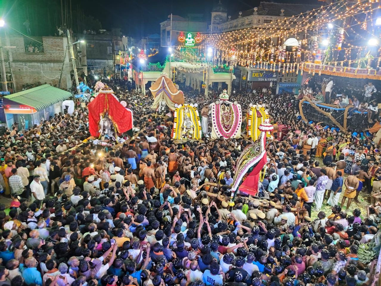 தாணுமாலய சுவாமி கோயில் சப்தாவர்ணம் நிகழ்ச்சி