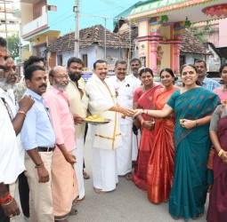 பாஜக புதிய தேசிய தலைவராக நிதின்நபின் தேர்வு ,பாஜகவினர் அர்ச்சனை