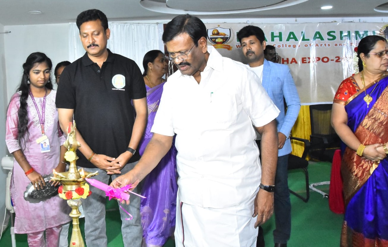 ஆவடி சட்டமன்ற தொகுதி மகாலட்சுமி கலை, அறிவியல் கல்லூரியில் நடந்த அறிவியல் கண்காட்சி