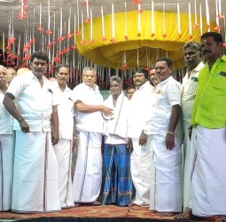 Iஏழாச்சேரியில் அ.தி.மு.க., சார்பில் பொதுக் கூட்டம்! -ஒன்றிய செயலாளர் திருமூலன் தலைமையில் நடந்தது!